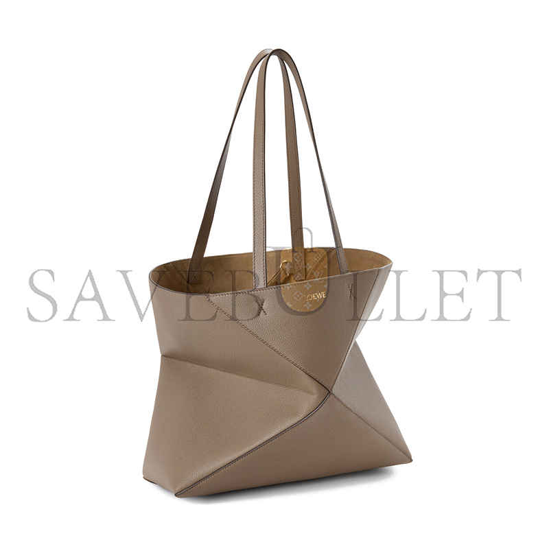 LOEWE MEDIUM HORIZONTAL PUZZLE FOLD TOTE IN SOFT GRAINED CALFSKIN A779PEWX04 (31.5*29*12.5cm)